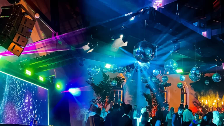 CASAMENTOS, ANIVERSÁRIOS E SOCIAL